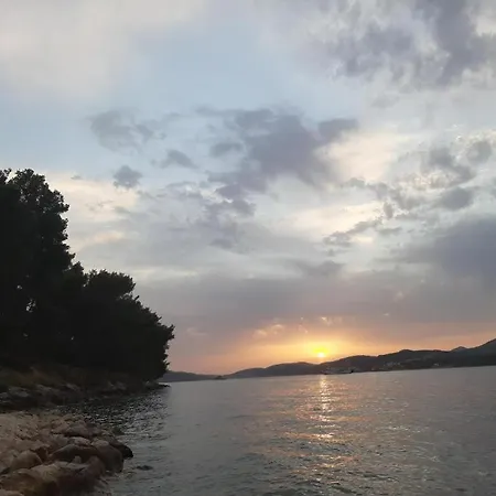 Stone Story Alba Holiday home *