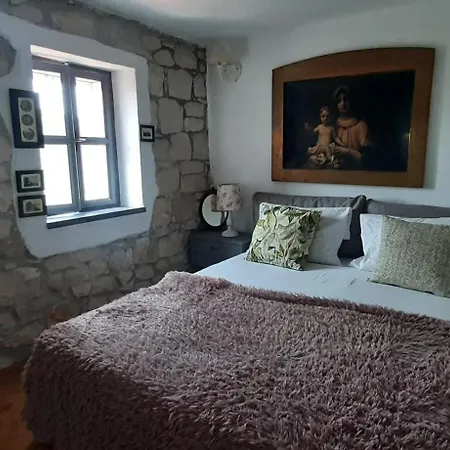 Holiday home Stone Story Alba Donji Okrug (Ciovo)